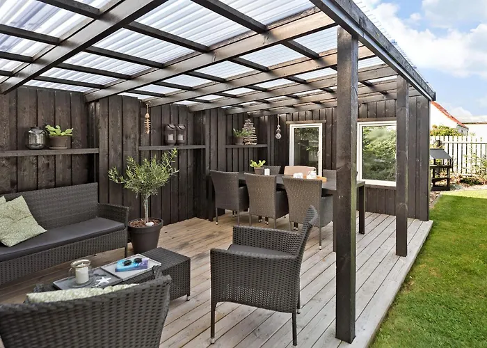 Prázdninový dům 4 Bedroom Awesome In